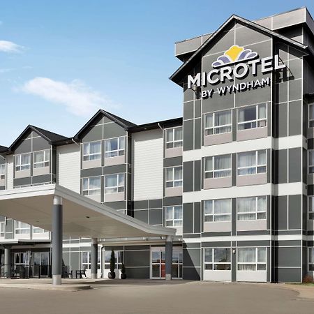 Microtel Inn & Suites By Wyndham Estevan Luaran gambar