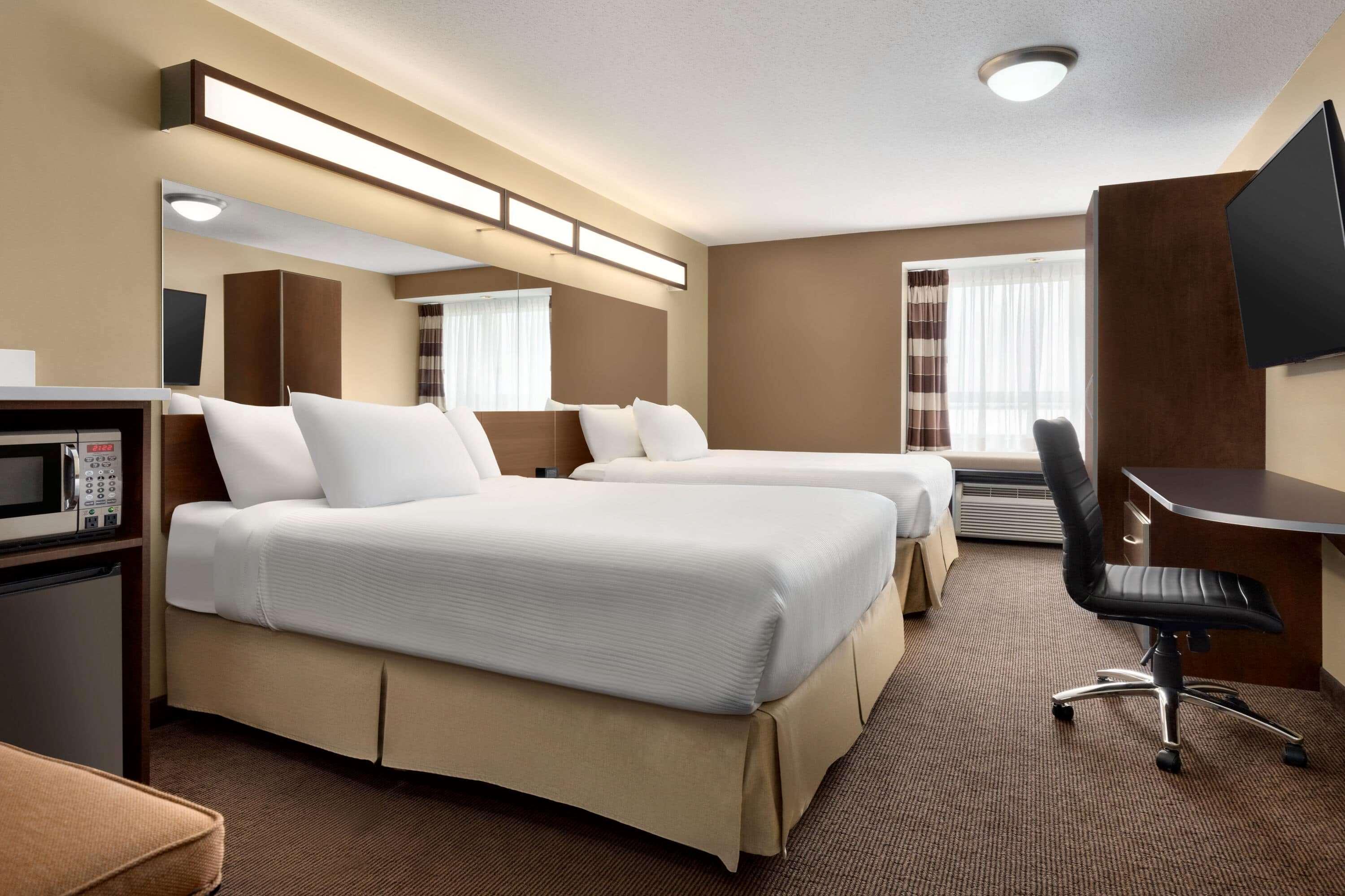 Microtel Inn & Suites By Wyndham Estevan Luaran gambar