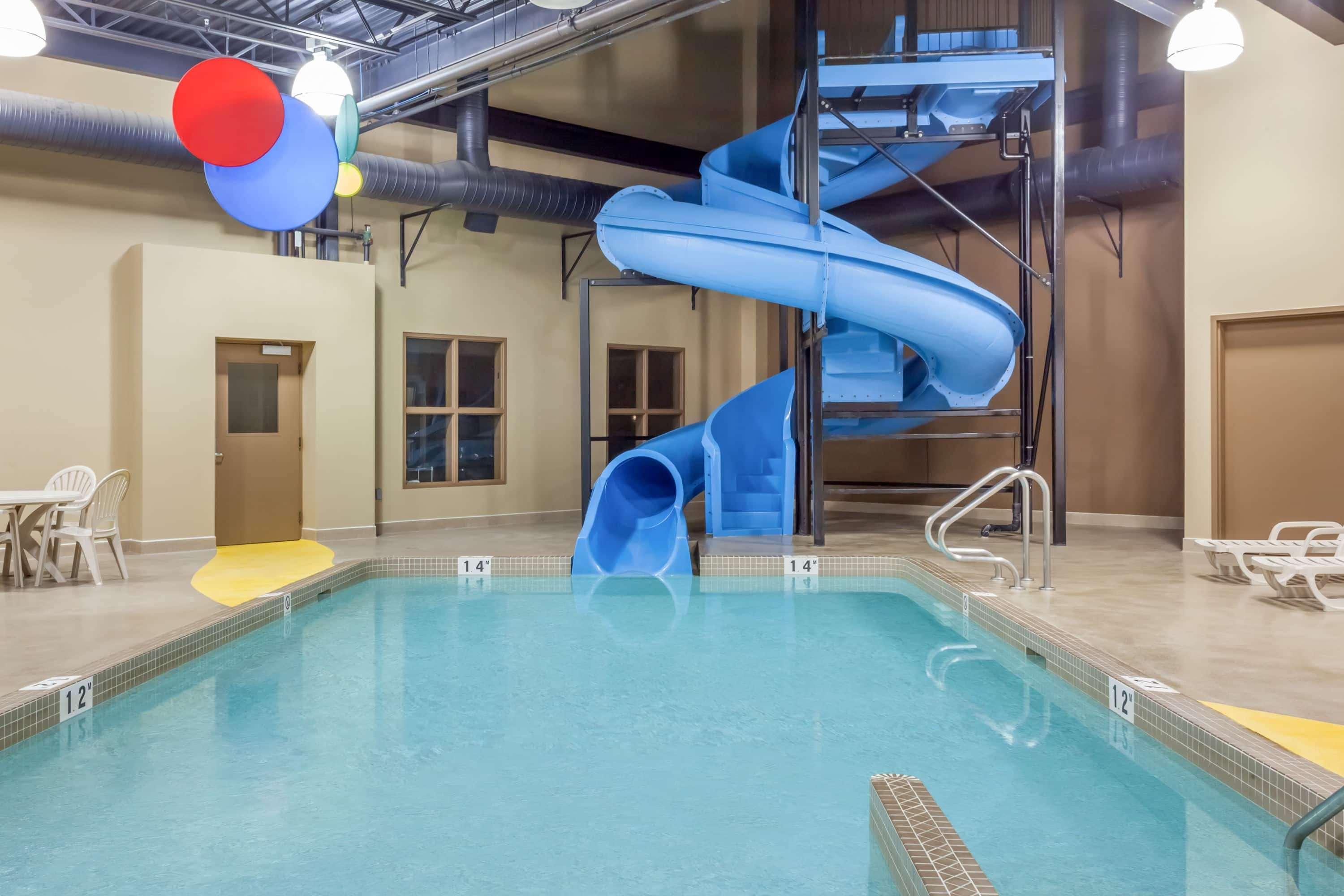 Microtel Inn & Suites By Wyndham Estevan Luaran gambar