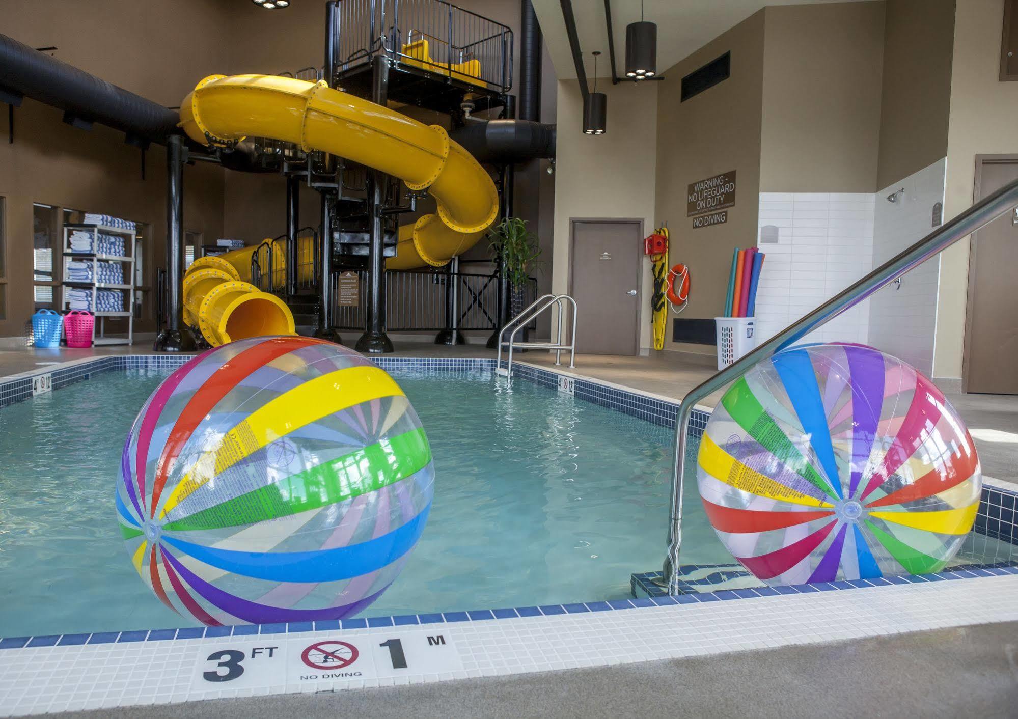 Microtel Inn & Suites By Wyndham Estevan Luaran gambar